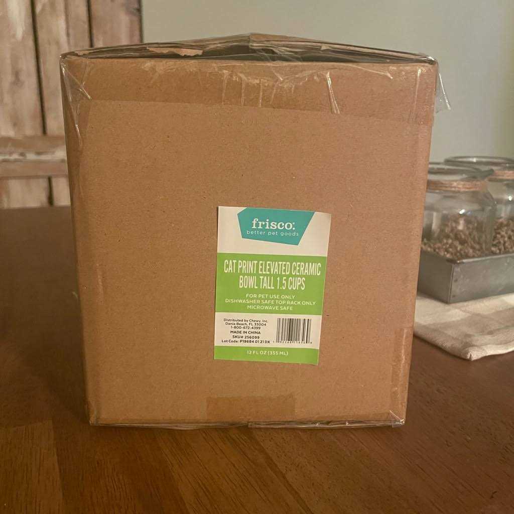 Elevated Cat Dish B641764
