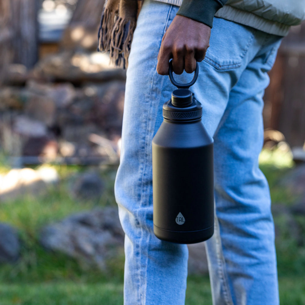 Stainless Steel Water Bottle 64 fl oz, Black T2599