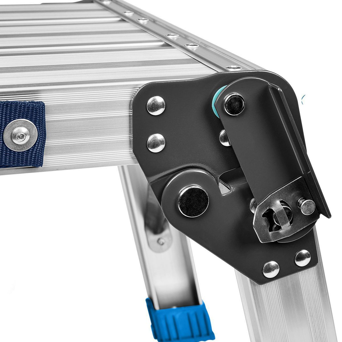18 in. Step Stool Working Platform D422826