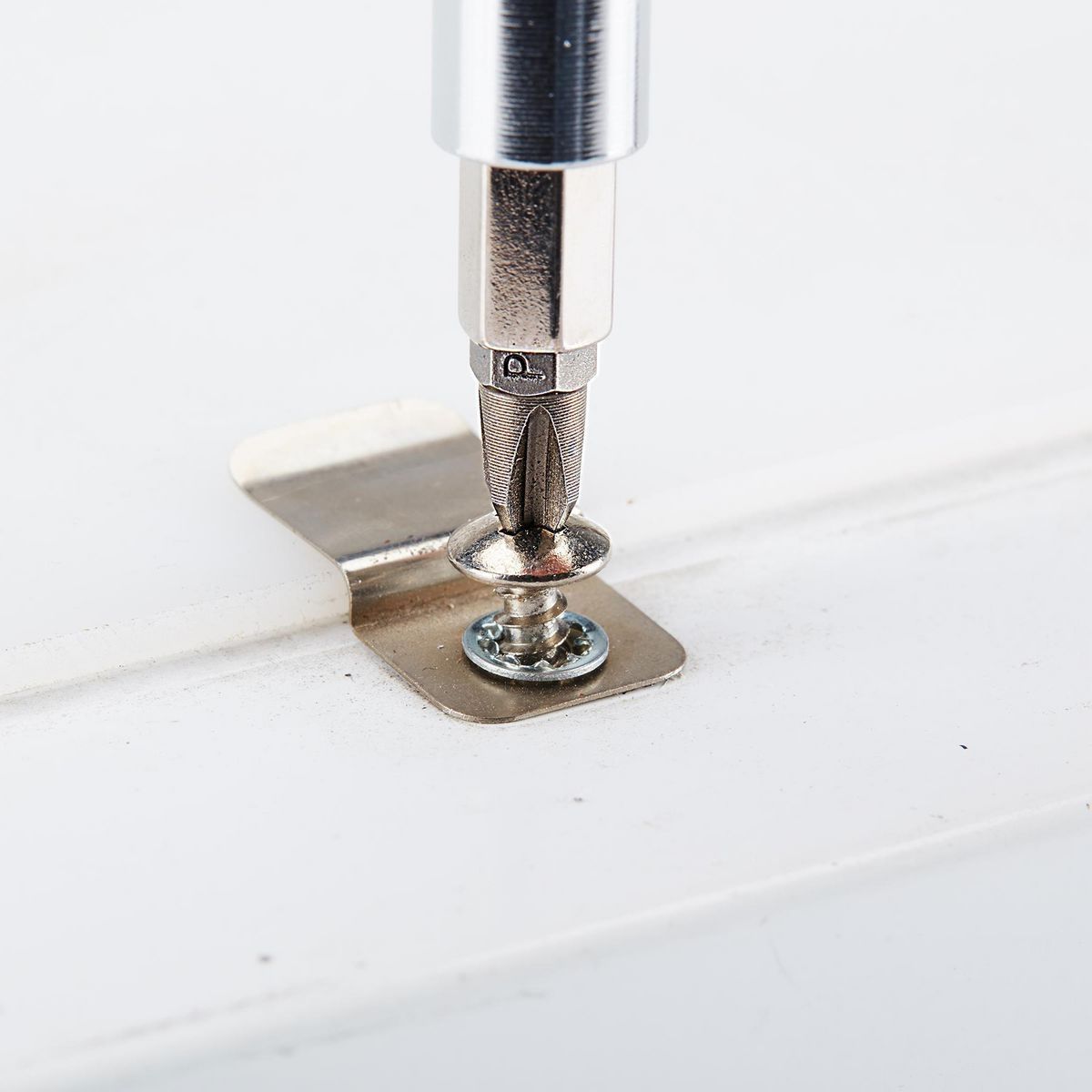10-in-1 Multibit Screwdriver B522