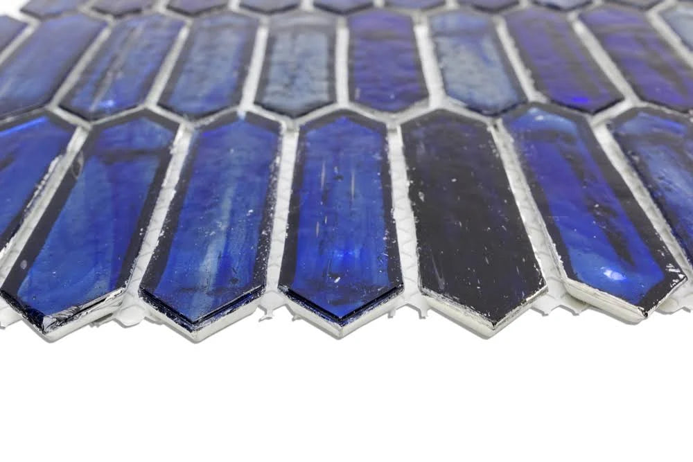Blue Glass Tile Q399