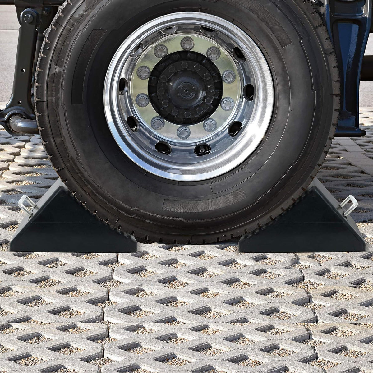 Set of 4 Heavy Duty Nylon Rubber Wheel Chocks B5473