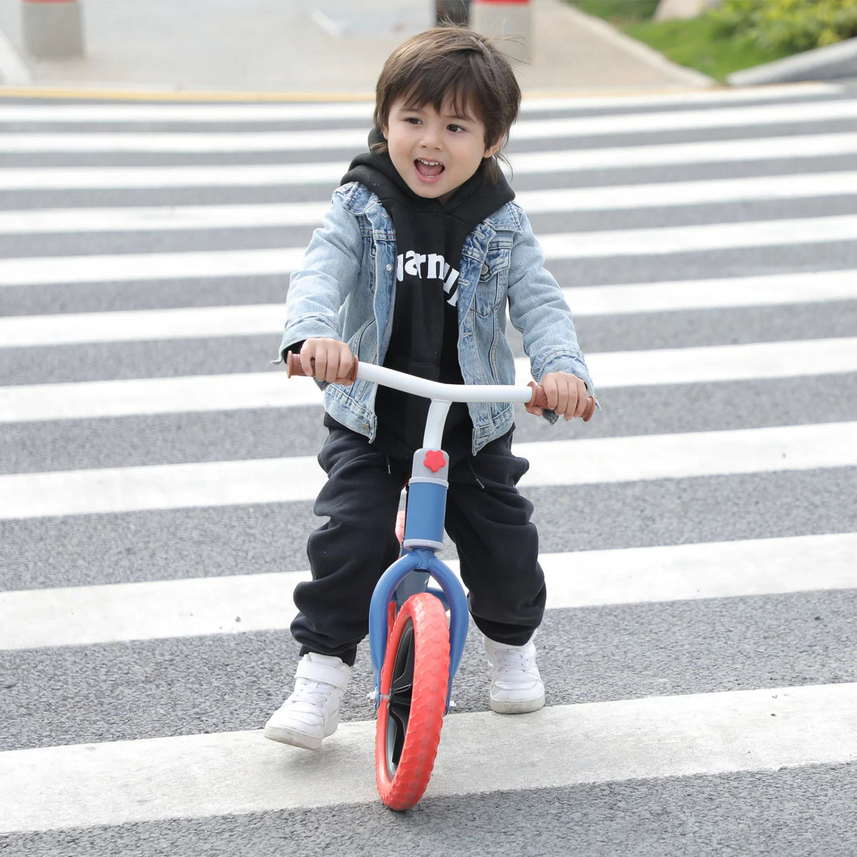11'' Adjustable Carbon Steel Balance Bike Q61160