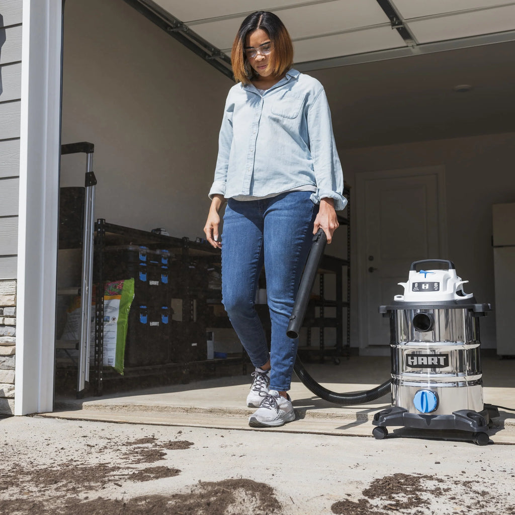 8 Gallon 6 Peak HP Stainless Steel Wet/Dry Vacuum L3145