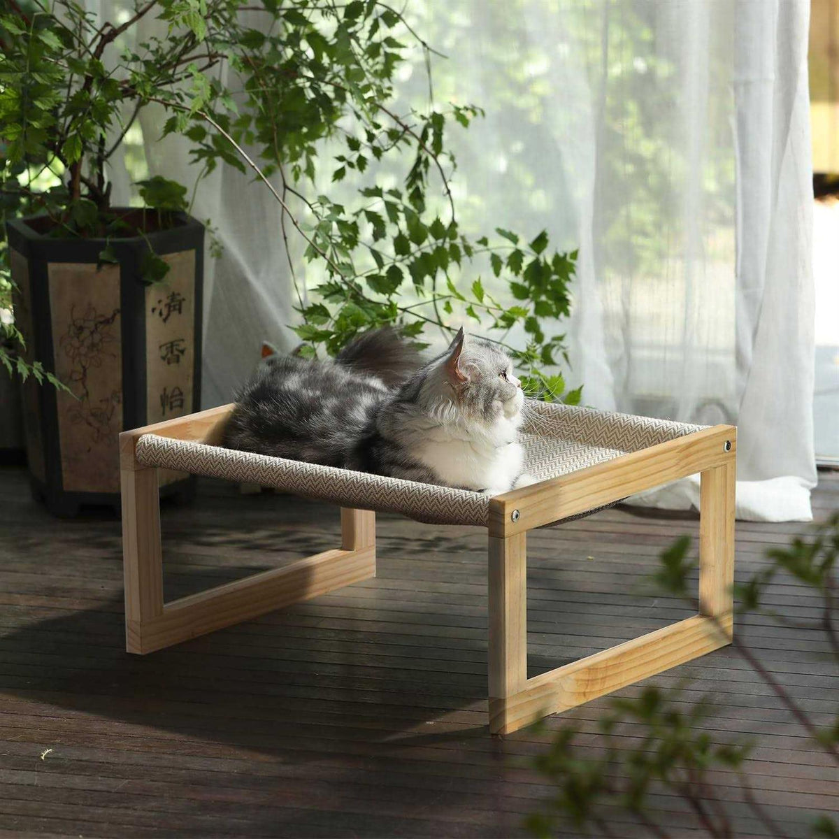 Large Breathable Wooden Cat Bed K3798