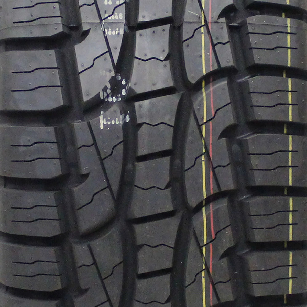All Terrain 265/70R16 112T Light Truck Tire X3249