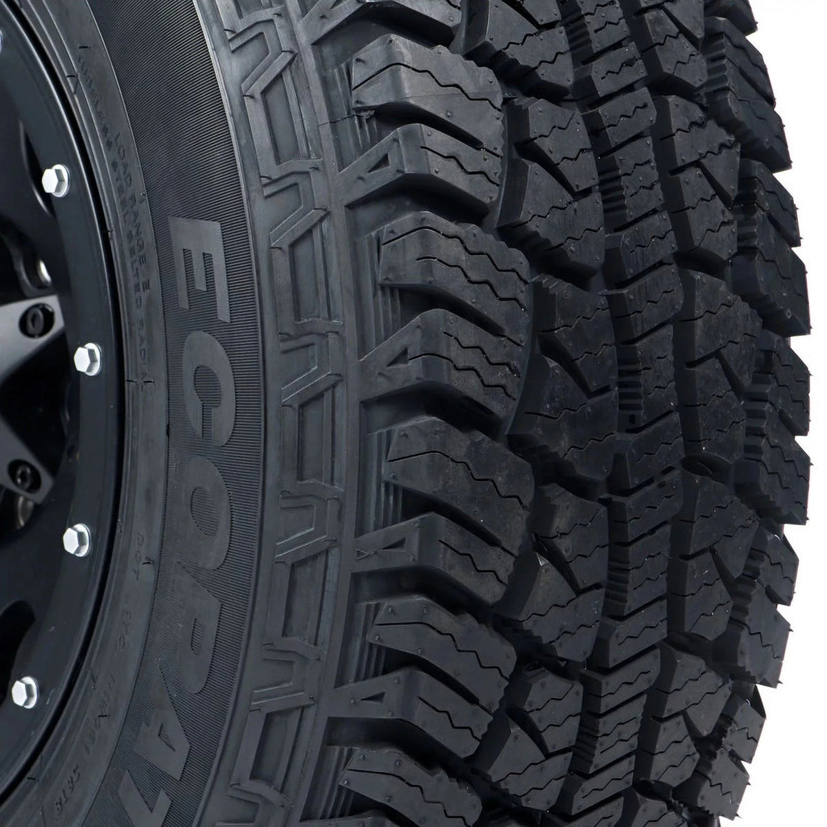 All Terrain Tire 245/70R17 M5742